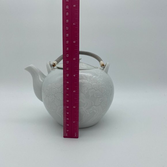 Japanese Tea Pot 5 Cups w/Lids Porcelain White - Picture 8 of 11